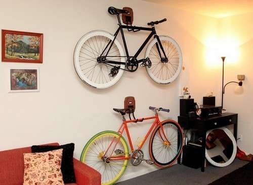 Как повесить велосипед на стену: способы крепления с фото