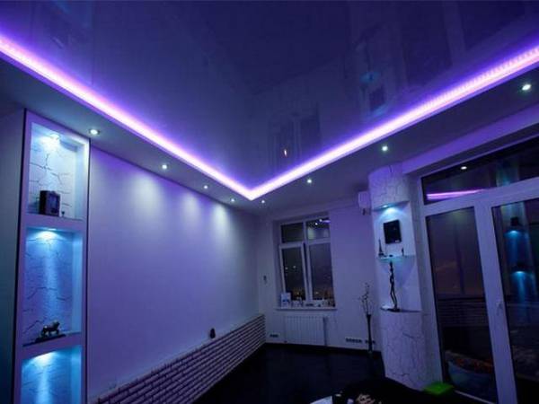 Варианты организации светодиодной подсветки натяжного потолка - фото