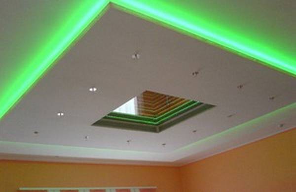 Монтаж и установка светодиодной ленты на потолок с фото